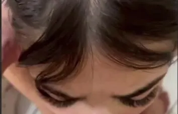 May Moreira Caiu na Net Chupando com Garganta Profunda